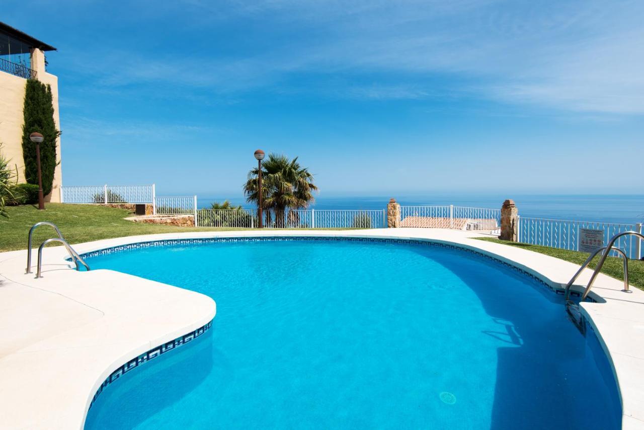 Apartment Piso Pueblo Con Vista, Piscina Y Tranquilidad Benalmadena